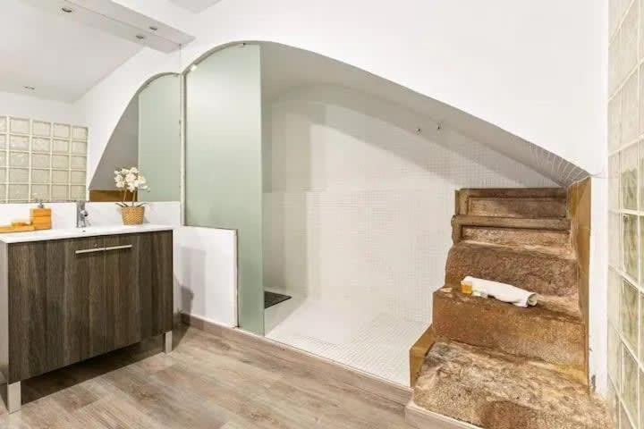 Apartment Huge Duplex With Private Garden Next To Ramblas *
