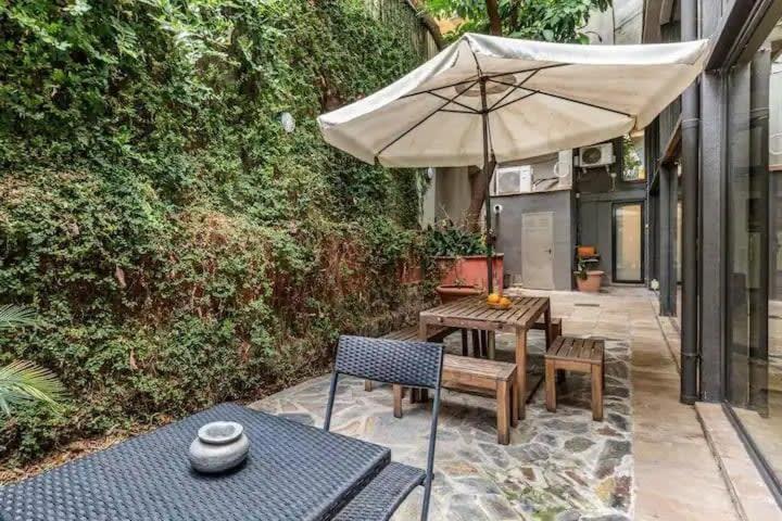 Huge Duplex With Private Garden Next To Ramblas Apartment