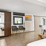 Huge Duplex With Private Garden Next To Las Ramblas