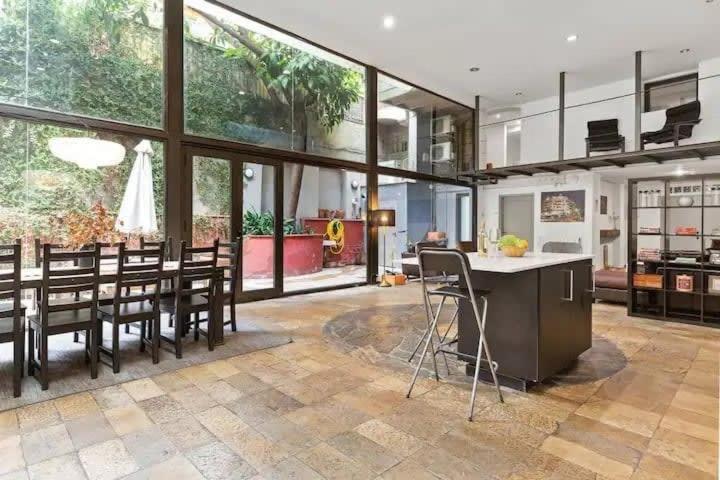 Huge Duplex With Private Garden Next To Ramblas