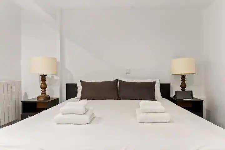 Apartamento Huge Duplex With Private Garden Next To Ramblas *