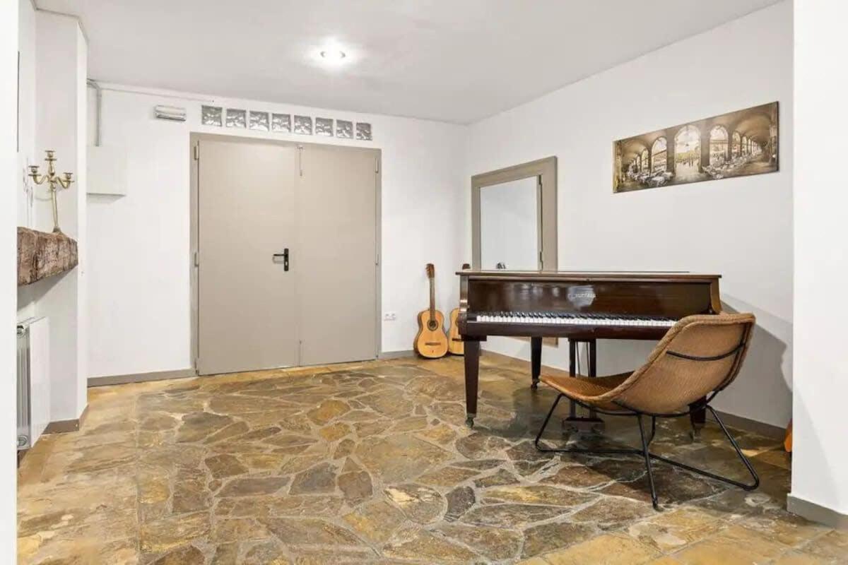 Huge Duplex With Private Garden Next To Ramblas * Barcelona
