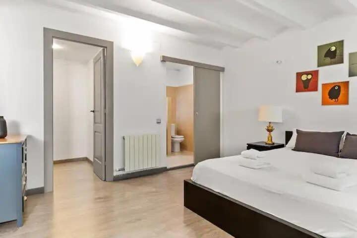 Huge Duplex With Private Garden Next To Ramblas Apartamento *