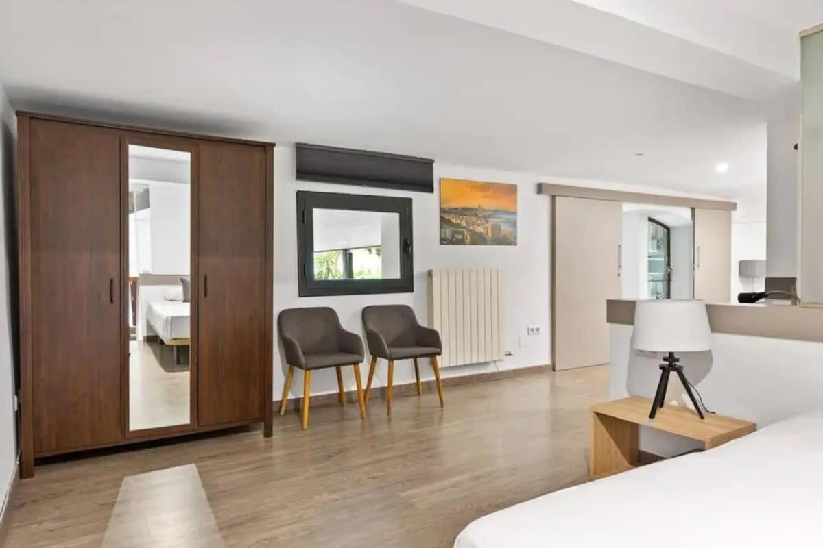 Apartamento Huge Duplex With Private Garden Next To Ramblas *