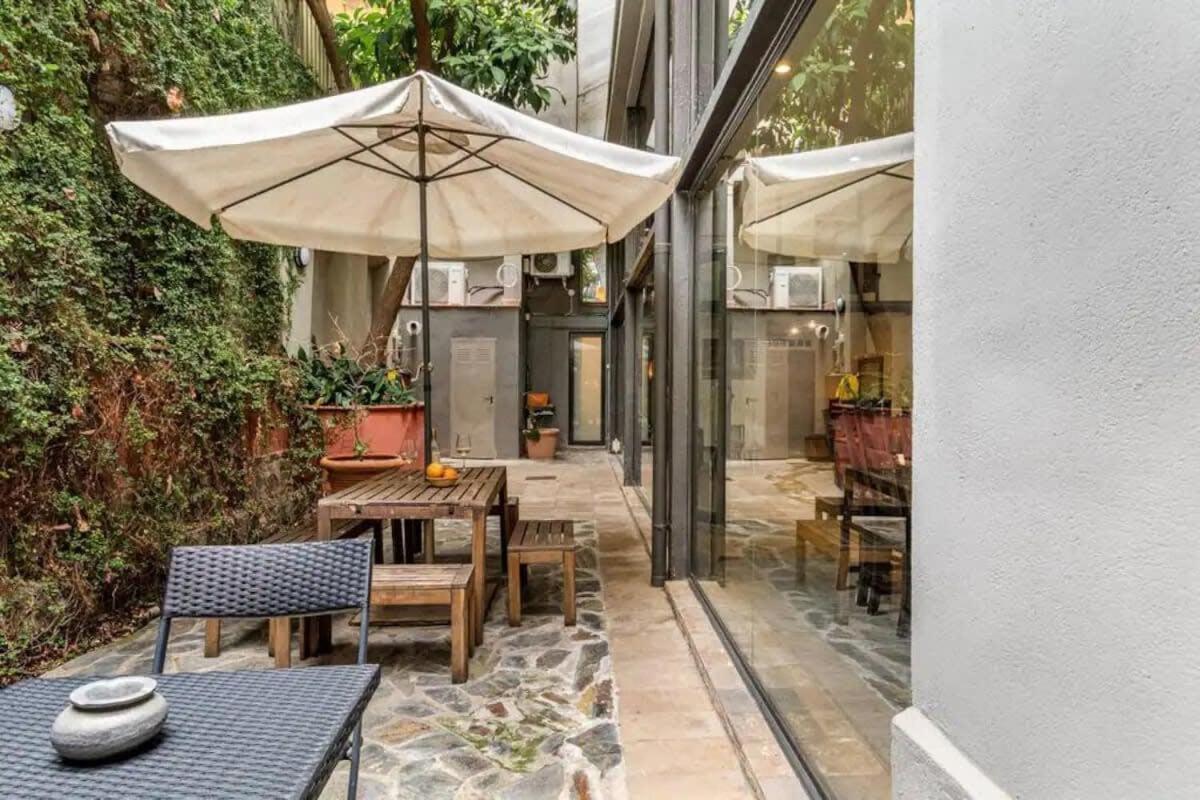 Huge Duplex With Private Garden Next To Ramblas *