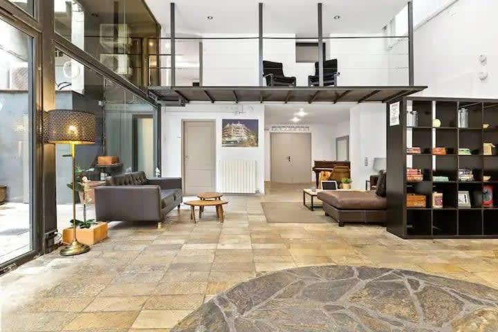Apartamento Huge Duplex With Private Garden Next To Ramblas *